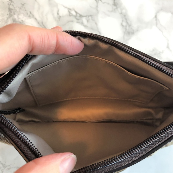 Coach | Signature Brown and Tan Wristlet - Picture 3 of 5